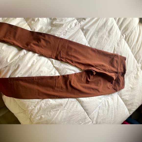 Brown XS Pacsun,sun wear leggings with v waste band - Picture 4 of 4
